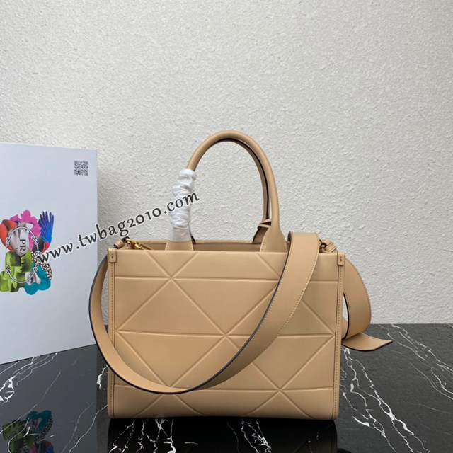 Prada專櫃新款三角菱格小號托特包 1BA379 普拉達小牛皮手提肩背包 csp1601